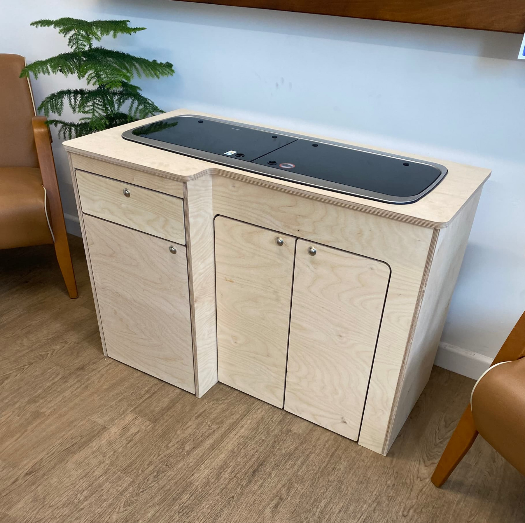Pictured is a Plain Birch Carve Pod with the addition of the Smev RH 9222 sink